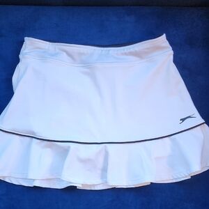 Slazenger Bright White Mini Flared GOLF Skirt EUC Skort Shorts Pocket